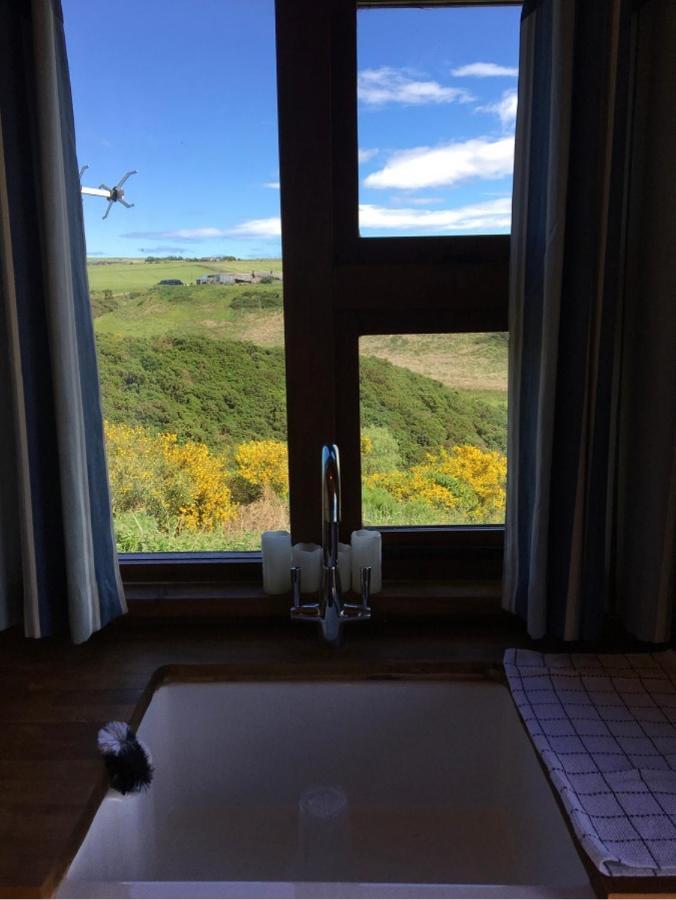 Bankhead Steading Accommodation Aberdeenshire Gamrie Exteriör bild